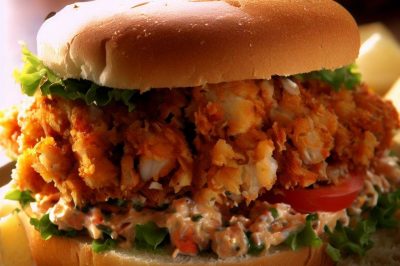 Delicious Crab Cake Sandwich