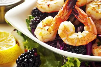 Grilled Shrimp and Blackberry Salad with Citrus Vinaigrette