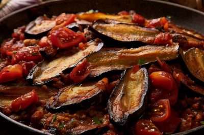 Israeli Fried Eggplant with Tomatoes and Garlic