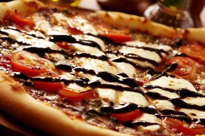 Margarita Pizza with Balsamic Glaze