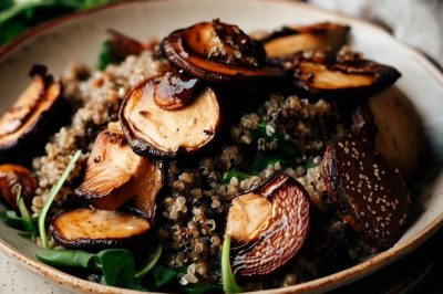 Quinoa and Roasted Portobello Mushroom Salad with Garlic Vinaigrette