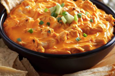Delicious Buffalo Chicken Dip
