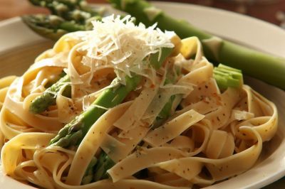 Fettuccine with Asparagus and Parmesan