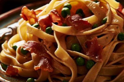 Fettuccine with Bacon and Peas