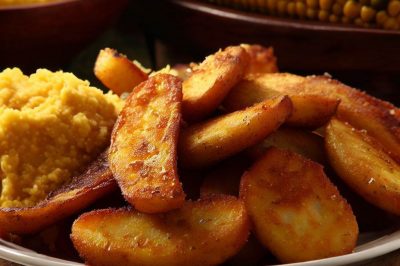 Fried Plantains with Cornmeal