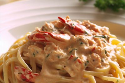 Linguine with Crab Sauce