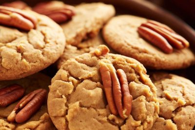 Low Sugar or Sugar Free Peanut Butter and Pecan Cookies
