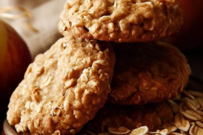 Oatmeal and Apple Cookies