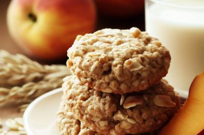 Oatmeal and Peach Cookies