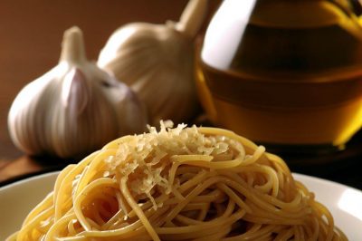 Oil-Free Spaghetti with Olive Oil and Garlic