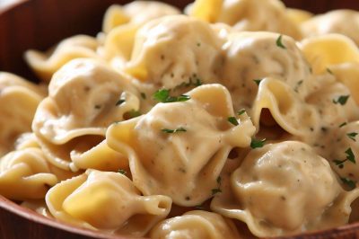 One Serving Oil-Free Tortellini Alfredo