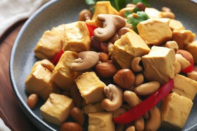 One-Serving Stir-Fried Tofu and Cashews