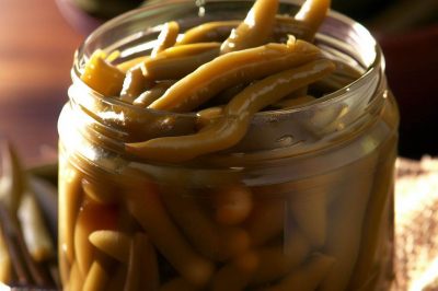 Quick Pickled Green Beans