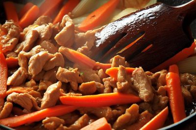 Quick and Easy Stir-Fried Pork and Carrots