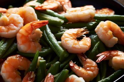 Quick and Easy Stir-Fried Shrimp and Green Beans