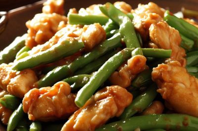 Stir-Fried Chicken and Green Beans