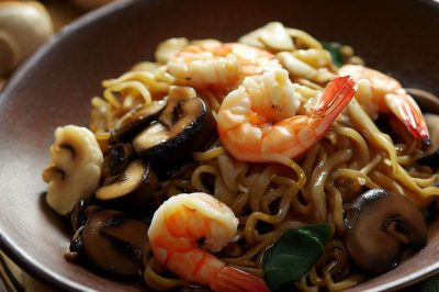 Stir-Fried Noodles with Shrimp and Mushrooms