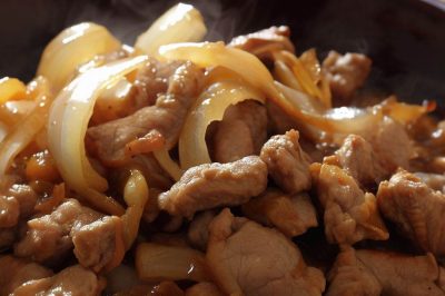 Stir-Fried Pork and Onions