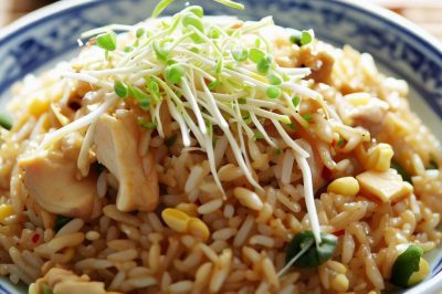 Stir-Fried Rice with Chicken and Bean Sprouts