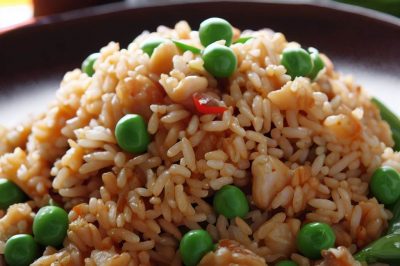 Stir-Fried Rice with Chicken and Snow Peas