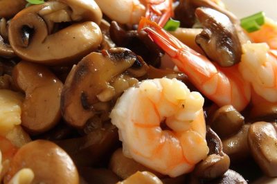 Stir-Fried Shrimp and Mushrooms