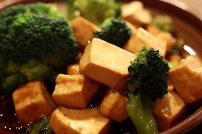 Stir-Fried Tofu and Broccoli