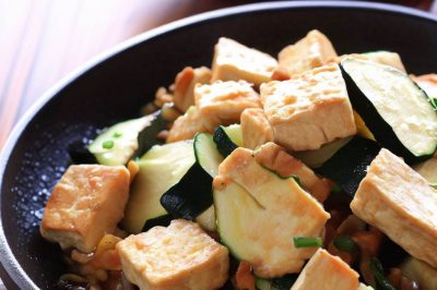 Stir-Fried Tofu and Zucchini